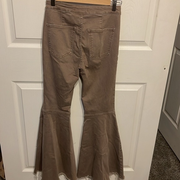 Free People Just Float On Flare Jeans - Picture 3 of 4